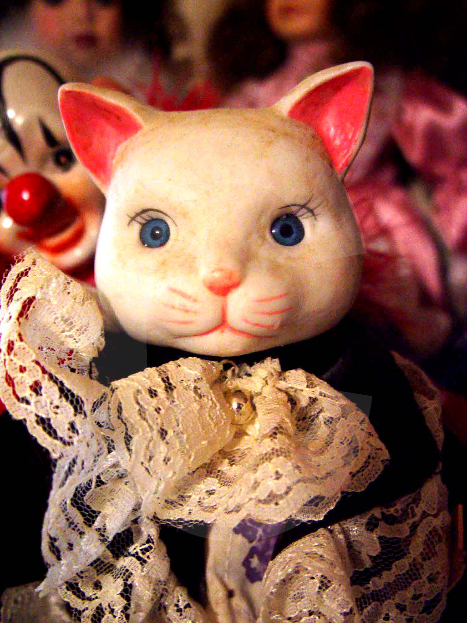 art, horror art,toys haunted,possessed objects,dolls,barbies,clowns,cats,paranormal art,paintings,psychic documentary